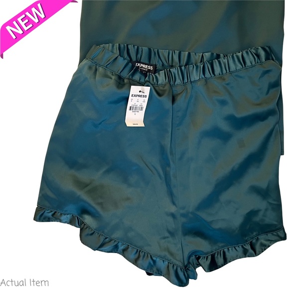 NEW Express Green Satin Tank and Ruffle Shorts Set Size Large - Picture 8 of 8